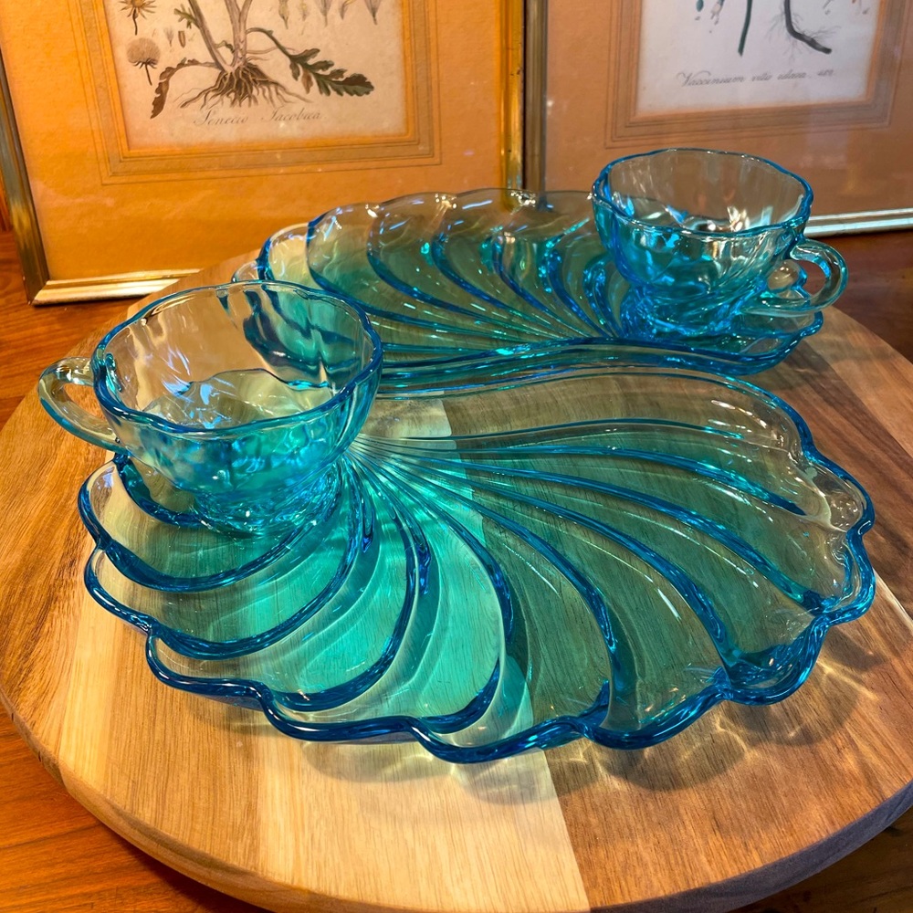 Vintage Hazel Atlas Glass Capri Blue Shell Snack Plate Set 4 pieces